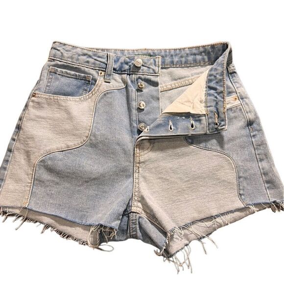 Wild Fable Two-Tone Super High-Rise Cutoff Jean Shorts Size 4 - Picture 2 of 11